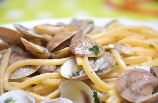 Clam pasta