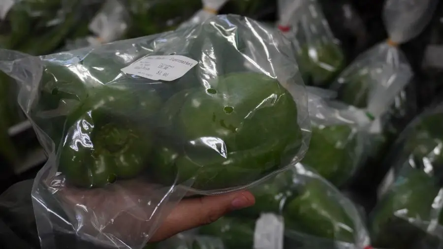 refrigerating whole bell peppers